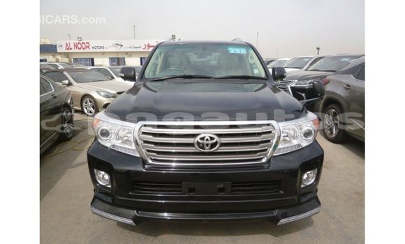 Buy Import Toyota Land Cruiser Black Car in Import - Dubai in Enga Buy Import Toyota Land Cruiser Black Car in Import - Dubai in Enga