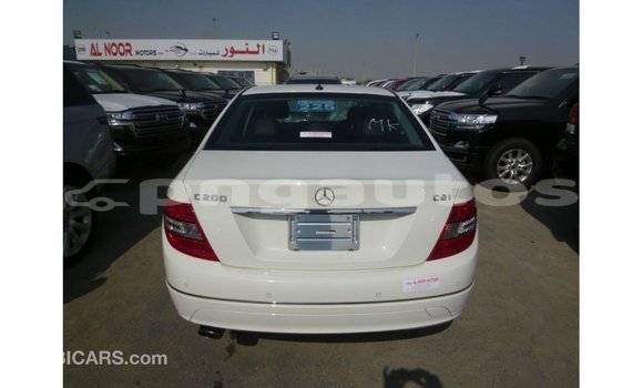 Buy Import Mercedes-Benz 200 White Car in Import - Dubai in Enga Buy Import Mercedes-Benz 200 White Car in Import - Dubai in Enga