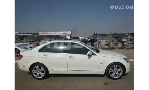 Buy Import Mercedes-Benz 200 White Car in Import - Dubai in Enga Buy Import Mercedes-Benz 200 White Car in Import - Dubai in Enga