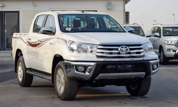 Buy Import Toyota Hilux White Car in Import - Dubai in Enga Buy Import Toyota Hilux White Car in Import - Dubai in Enga