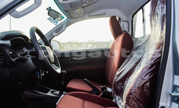 Acheter Import Voiture Toyota Hilux Autre à Import - Dubai, Enga Acheter Import Voiture Toyota Hilux Autre à Import - Dubai, Enga