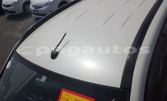 Buy Used Nissan X–Trail White Car in Port Moresby in National Capital District Buy Used Nissan X–Trail White Car in Port Moresby in National Capital District