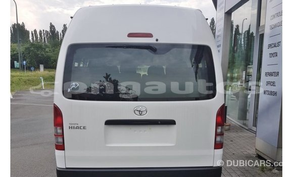 Buy Import Toyota Hiace White Car in Import - Dubai in Enga Buy Import Toyota Hiace White Car in Import - Dubai in Enga