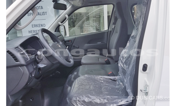 Buy Import Toyota Hiace White Car in Import - Dubai in Enga Buy Import Toyota Hiace White Car in Import - Dubai in Enga