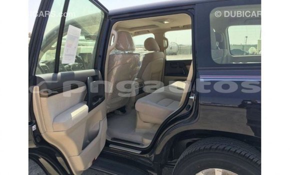 Buy Import Toyota Land Cruiser Black Car in Import - Dubai in Enga Buy Import Toyota Land Cruiser Black Car in Import - Dubai in Enga