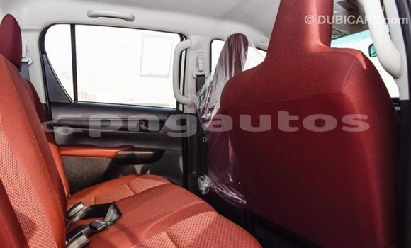 Buy Import Toyota Hilux White Car in Import - Dubai in Enga Buy Import Toyota Hilux White Car in Import - Dubai in Enga
