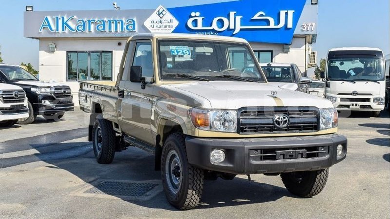 Big with watermark toyota land cruiser enga import dubai 4690