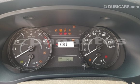 Acheter Import Voiture Toyota Hilux Blanc à Import - Dubai, Enga Acheter Import Voiture Toyota Hilux Blanc à Import - Dubai, Enga