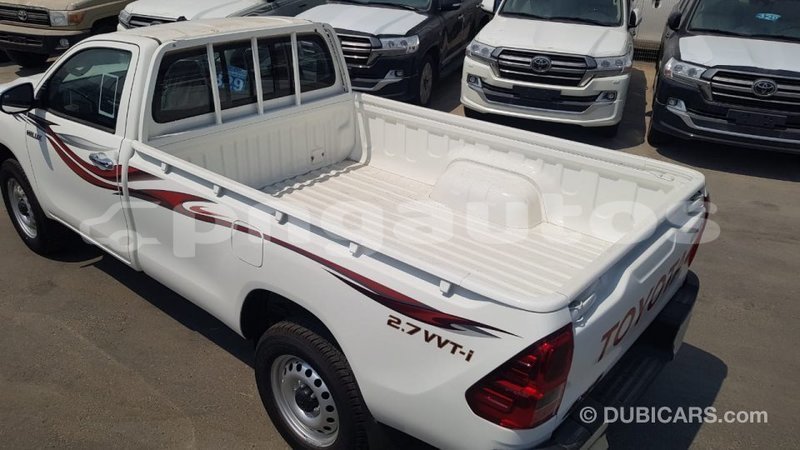 Big with watermark toyota hilux enga import dubai 4691