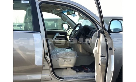 Buy Import Toyota Land Cruiser Other Car in Import - Dubai in Enga Buy Import Toyota Land Cruiser Other Car in Import - Dubai in Enga