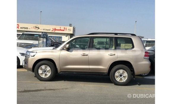 Buy Import Toyota Land Cruiser Other Car in Import - Dubai in Enga Buy Import Toyota Land Cruiser Other Car in Import - Dubai in Enga