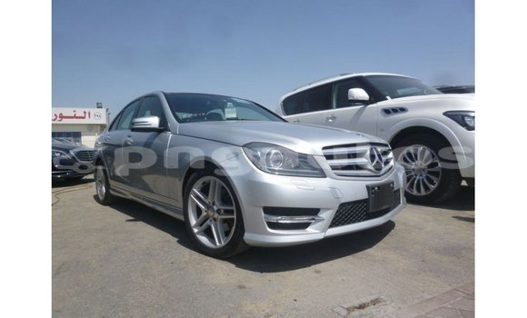 Buy Import Mercedes-Benz 200 Other Car in Import - Dubai in Enga Buy Import Mercedes-Benz 200 Other Car in Import - Dubai in Enga