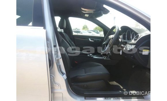 Buy Import Mercedes-Benz 200 Other Car in Import - Dubai in Enga Buy Import Mercedes-Benz 200 Other Car in Import - Dubai in Enga