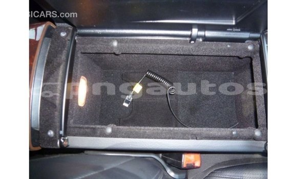 Buy Import Mercedes-Benz 190 White Car in Import - Dubai in Enga Buy Import Mercedes-Benz 190 White Car in Import - Dubai in Enga