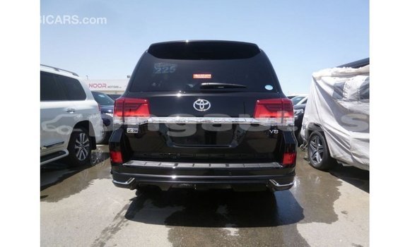 Buy Import Toyota Land Cruiser Black Car in Import - Dubai in Enga Buy Import Toyota Land Cruiser Black Car in Import - Dubai in Enga
