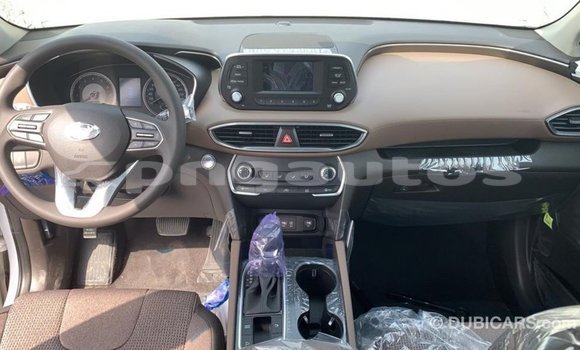 Buy Import Hyundai Santa Fe White Car in Import - Dubai in Enga Buy Import Hyundai Santa Fe White Car in Import - Dubai in Enga