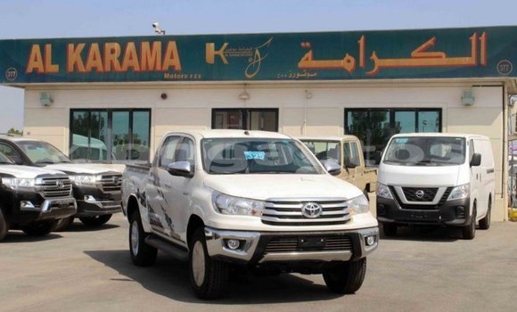 Buy Import Toyota Hilux White Car in Import - Dubai in Enga Buy Import Toyota Hilux White Car in Import - Dubai in Enga