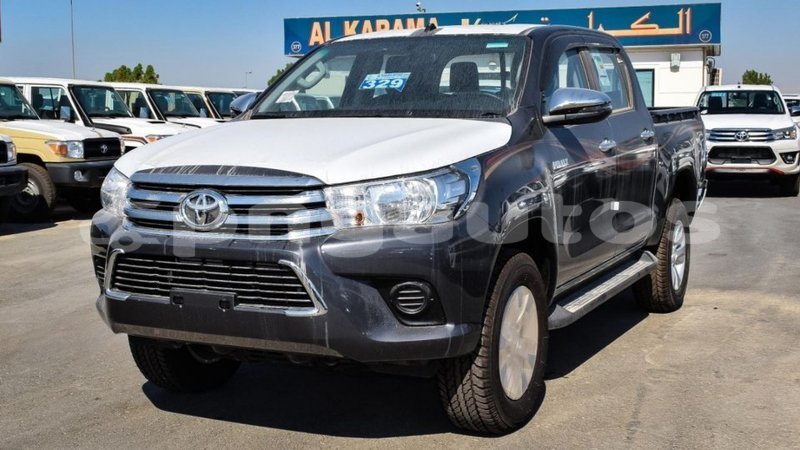 Big with watermark toyota hilux enga import dubai 4709