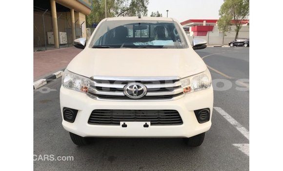 Buy Import Toyota Hilux White Car in Import - Dubai in Enga Buy Import Toyota Hilux White Car in Import - Dubai in Enga