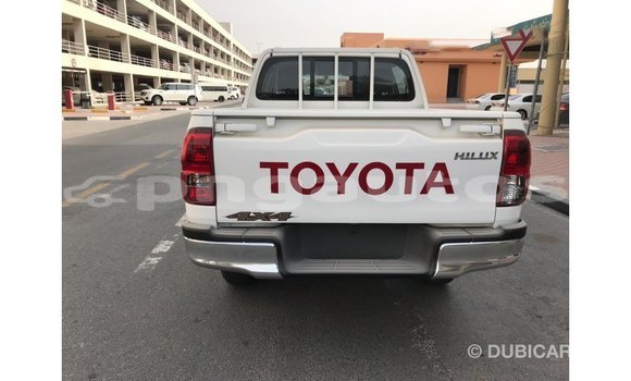 Buy Import Toyota Hilux White Car in Import - Dubai in Enga Buy Import Toyota Hilux White Car in Import - Dubai in Enga