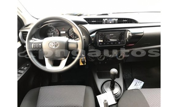 Buy Import Toyota Hilux White Car in Import - Dubai in Enga Buy Import Toyota Hilux White Car in Import - Dubai in Enga