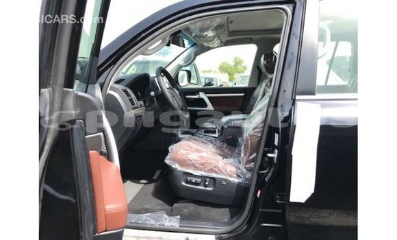Buy Import Toyota Land Cruiser Black Car in Import - Dubai in Enga Buy Import Toyota Land Cruiser Black Car in Import - Dubai in Enga