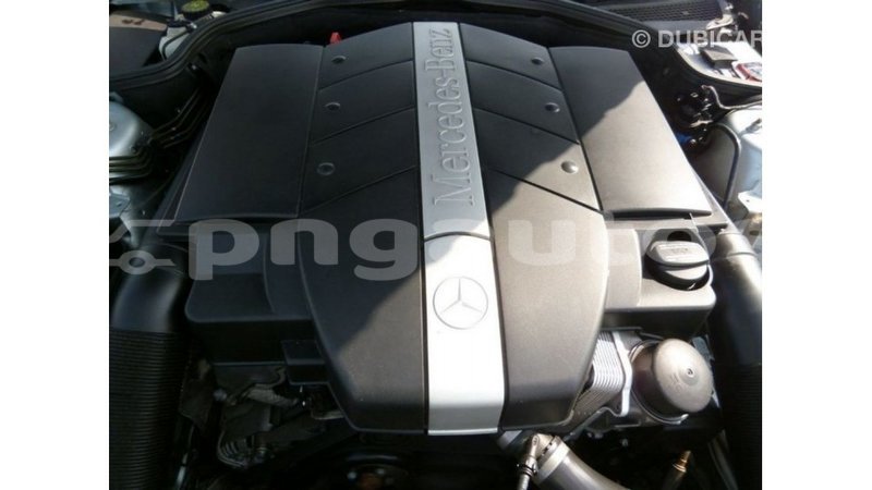 Big with watermark mercedes benz 190 enga import dubai 4714