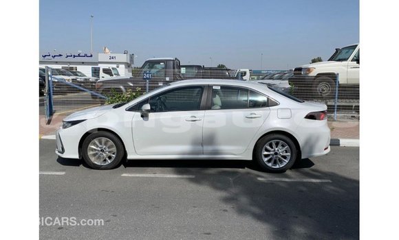 Buy Import Toyota Corolla White Car in Import - Dubai in Enga Buy Import Toyota Corolla White Car in Import - Dubai in Enga