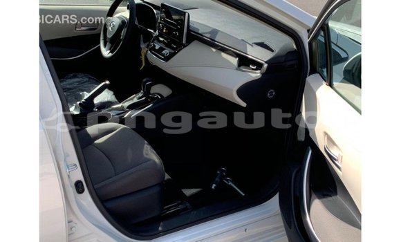 Buy Import Toyota Corolla White Car in Import - Dubai in Enga Buy Import Toyota Corolla White Car in Import - Dubai in Enga