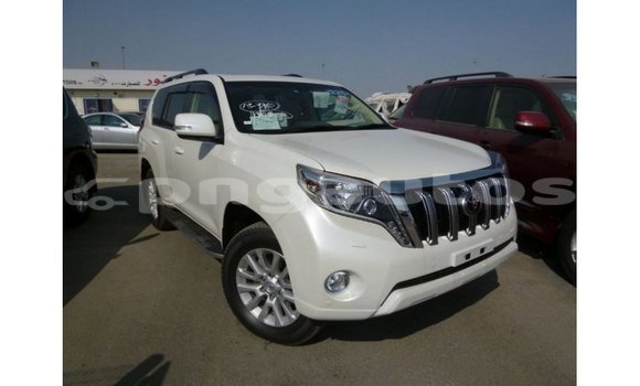 Buy Import Toyota Prado White Car in Import - Dubai in Enga Buy Import Toyota Prado White Car in Import - Dubai in Enga