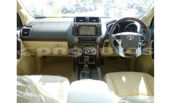 Buy Import Toyota Prado White Car in Import - Dubai in Enga Buy Import Toyota Prado White Car in Import - Dubai in Enga