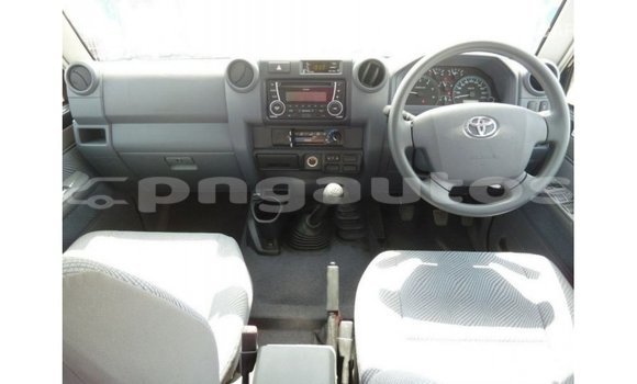 Buy Import Toyota Land Cruiser Other Car in Import - Dubai in Enga Buy Import Toyota Land Cruiser Other Car in Import - Dubai in Enga