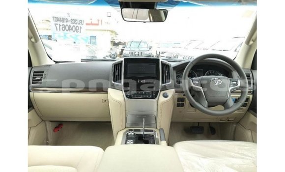 Buy Import Toyota Land Cruiser Other Car in Import - Dubai in Enga Buy Import Toyota Land Cruiser Other Car in Import - Dubai in Enga
