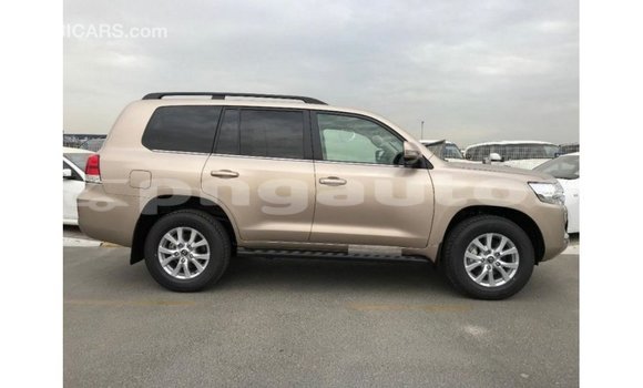 Buy Import Toyota Land Cruiser Other Car in Import - Dubai in Enga Buy Import Toyota Land Cruiser Other Car in Import - Dubai in Enga