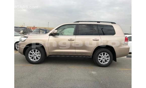 Buy Import Toyota Land Cruiser Other Car in Import - Dubai in Enga Buy Import Toyota Land Cruiser Other Car in Import - Dubai in Enga