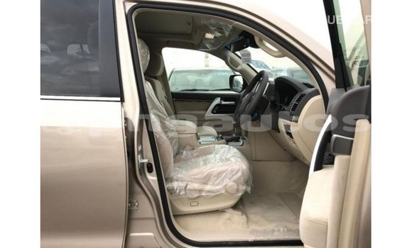 Buy Import Toyota Land Cruiser Other Car in Import - Dubai in Enga Buy Import Toyota Land Cruiser Other Car in Import - Dubai in Enga