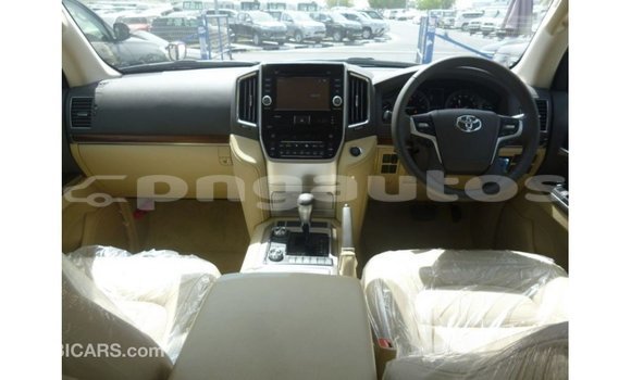 Buy Import Toyota Land Cruiser Other Car in Import - Dubai in Enga Buy Import Toyota Land Cruiser Other Car in Import - Dubai in Enga