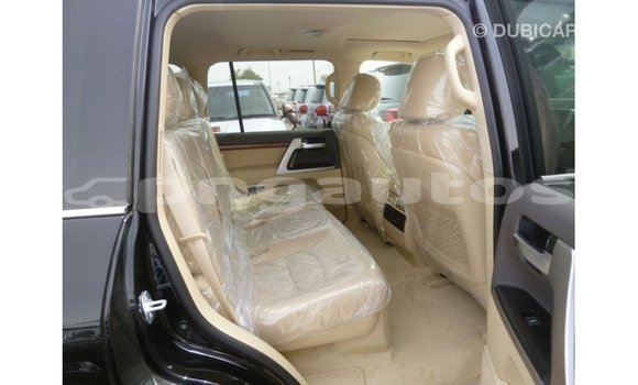 Buy Import Toyota Land Cruiser Black Car in Import - Dubai in Enga Buy Import Toyota Land Cruiser Black Car in Import - Dubai in Enga