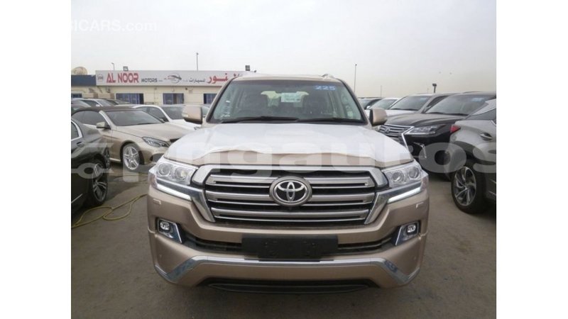 Big with watermark toyota land cruiser enga import dubai 4738