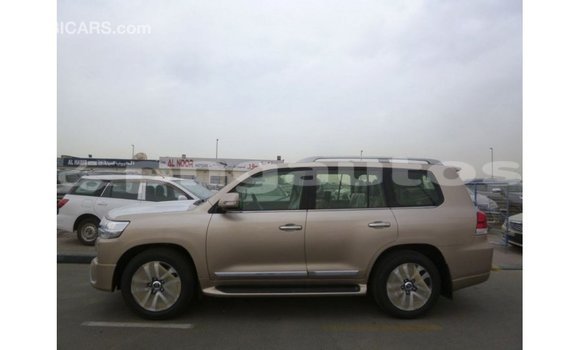 Buy Import Toyota Land Cruiser Other Car in Import - Dubai in Enga Buy Import Toyota Land Cruiser Other Car in Import - Dubai in Enga