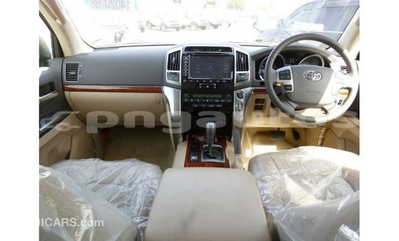 Buy Import Toyota Land Cruiser Black Car in Import - Dubai in Enga Buy Import Toyota Land Cruiser Black Car in Import - Dubai in Enga