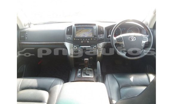 Buy Import Toyota Land Cruiser Black Car in Import - Dubai in Enga Buy Import Toyota Land Cruiser Black Car in Import - Dubai in Enga