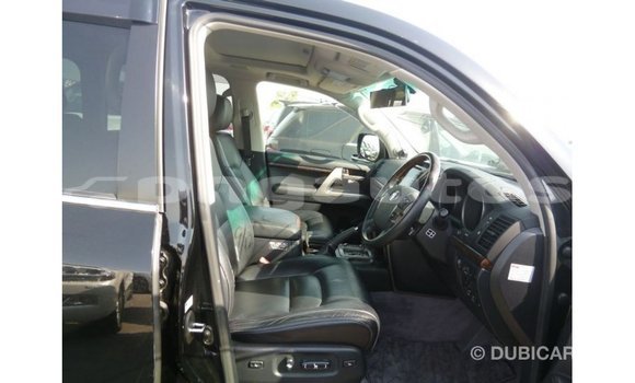 Buy Import Toyota Land Cruiser Black Car in Import - Dubai in Enga Buy Import Toyota Land Cruiser Black Car in Import - Dubai in Enga