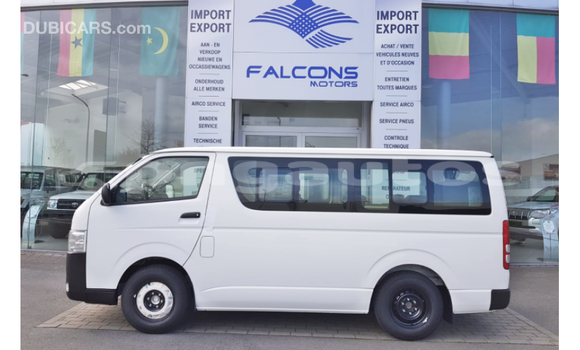 Buy Import Toyota Hiace White Car in Import - Dubai in Enga Buy Import Toyota Hiace White Car in Import - Dubai in Enga