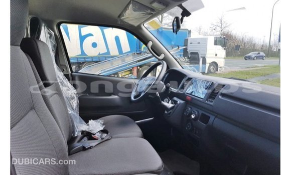 Buy Import Toyota Hiace White Car in Import - Dubai in Enga Buy Import Toyota Hiace White Car in Import - Dubai in Enga