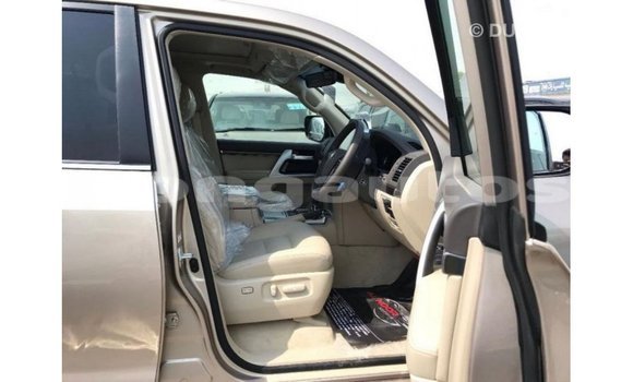 Buy Import Toyota Land Cruiser Other Car in Import - Dubai in Enga Buy Import Toyota Land Cruiser Other Car in Import - Dubai in Enga