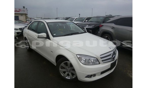 Buy Import Mercedes-Benz 200 White Car in Import - Dubai in Enga Buy Import Mercedes-Benz 200 White Car in Import - Dubai in Enga