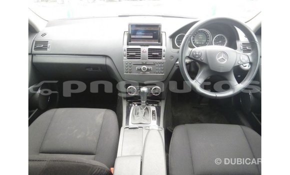 Buy Import Mercedes-Benz 200 White Car in Import - Dubai in Enga Buy Import Mercedes-Benz 200 White Car in Import - Dubai in Enga