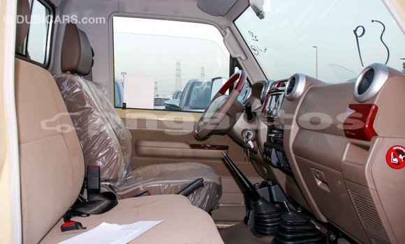 Buy Import Toyota Land Cruiser Beige Car in Import - Dubai in Enga Buy Import Toyota Land Cruiser Beige Car in Import - Dubai in Enga