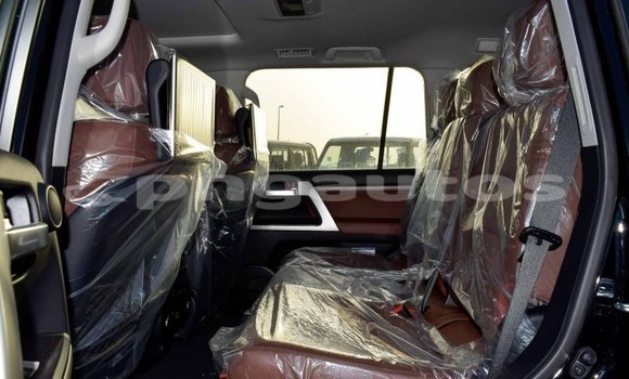 Buy Import Toyota Land Cruiser Black Car in Import - Dubai in Enga Buy Import Toyota Land Cruiser Black Car in Import - Dubai in Enga